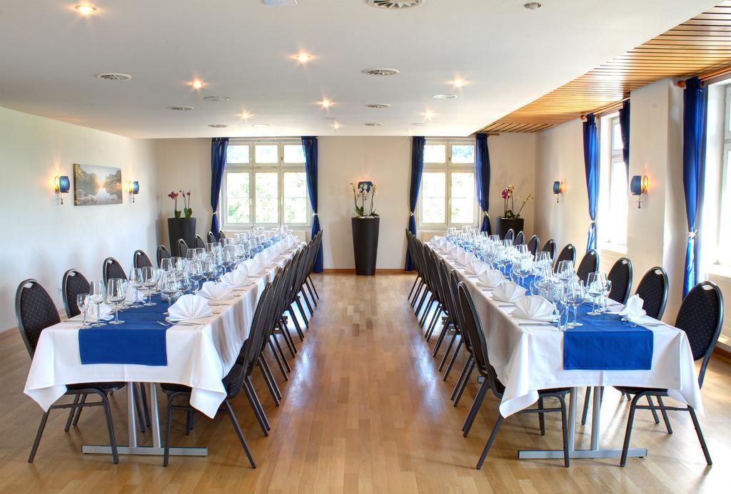 Hotel & Restaurant Hofmatt Münchenstein Exteriör bild