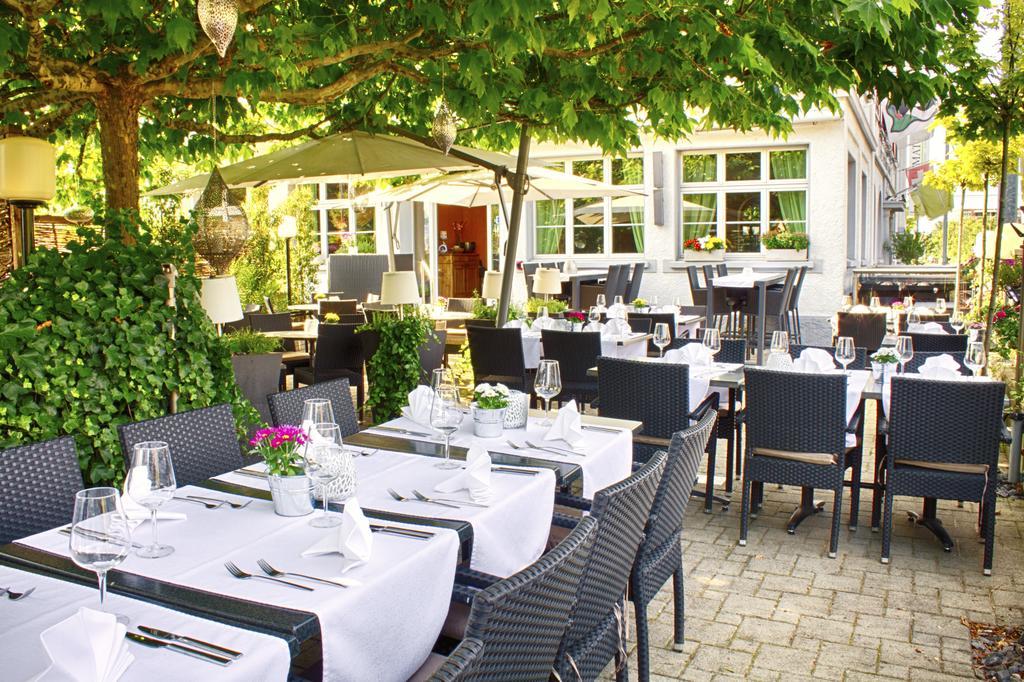 Hotel & Restaurant Hofmatt Münchenstein Exteriör bild