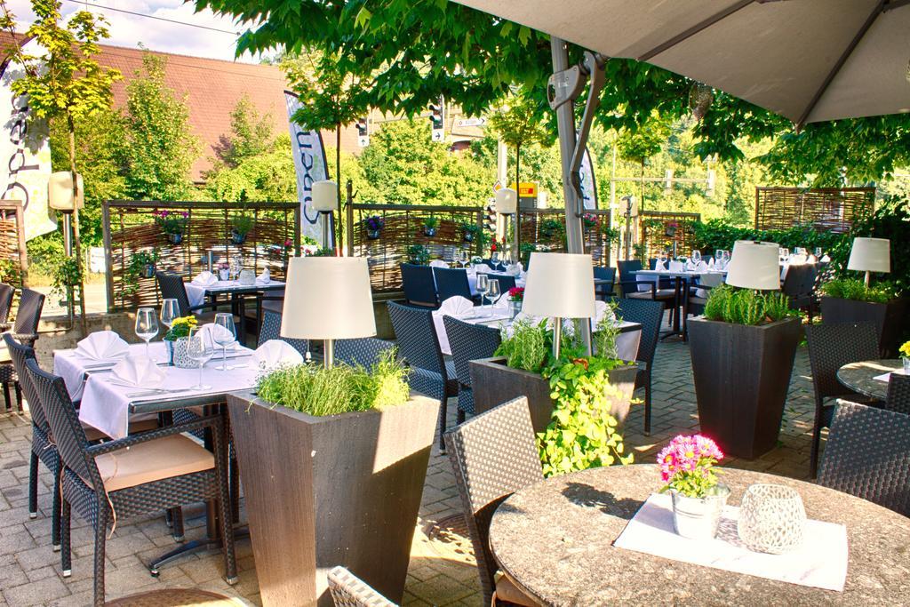 Hotel & Restaurant Hofmatt Münchenstein Exteriör bild